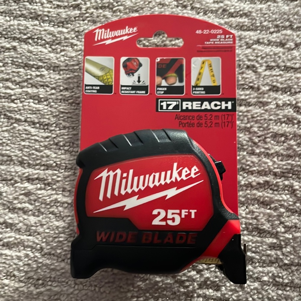 Milwaukee 25 ft wide blade measuring tape